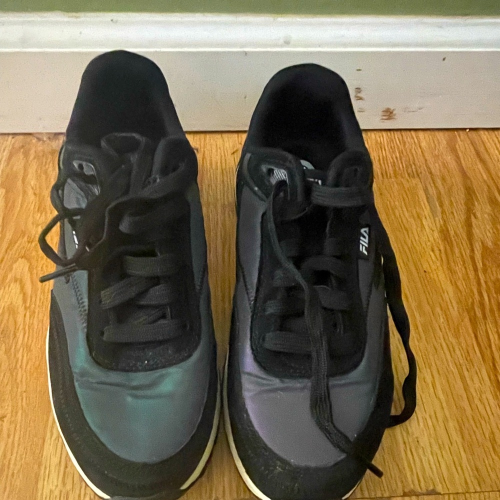 Fila size 6